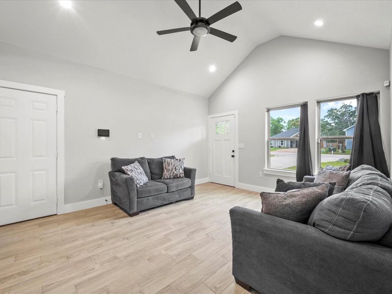 Image 13 of a home in .