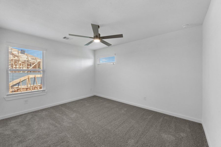 Spacious, unfurnished interior of a new home in Beacon Hill, Waller (Image 22).