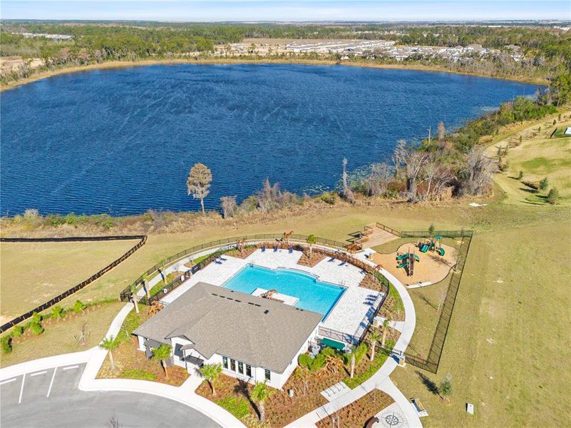 Community amenities in , Winter Garden (Image 68).