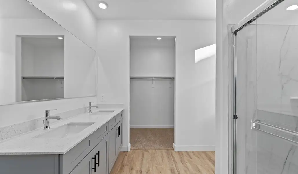 Furnished interior view inside a new home in Entrada Del Toro at Rancho Sahuarita, Sahuarita (Image 9).