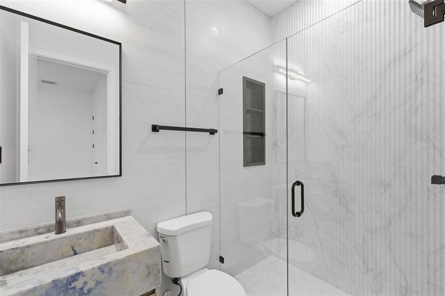 Furnished interior view inside a new home in , Safety Harbor (Image 40).
