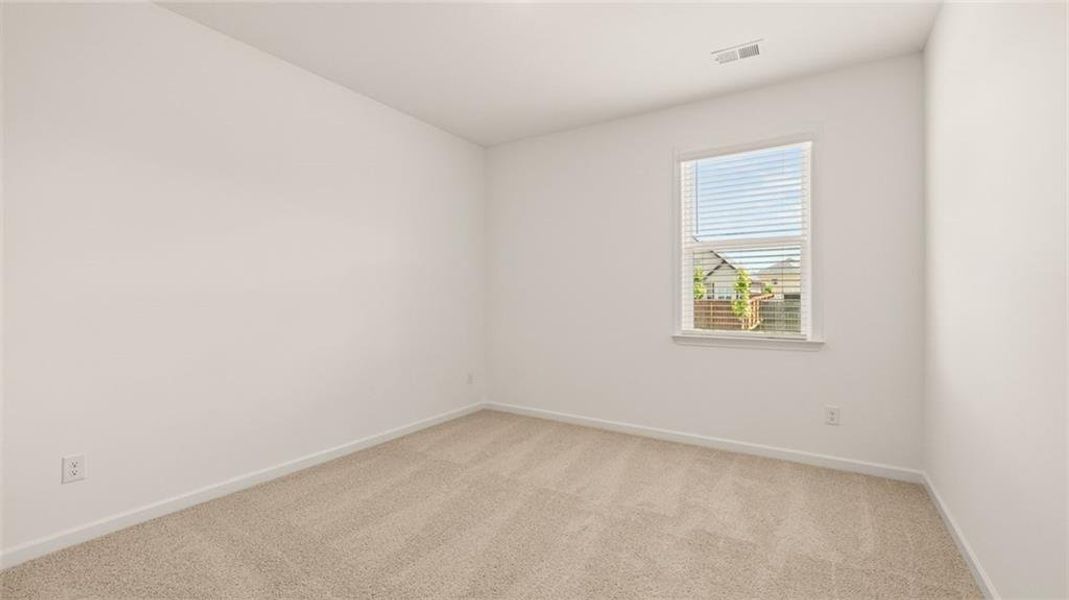 Spacious, unfurnished interior of a new home in Bridle Creek, Locust Grove (Image 18).