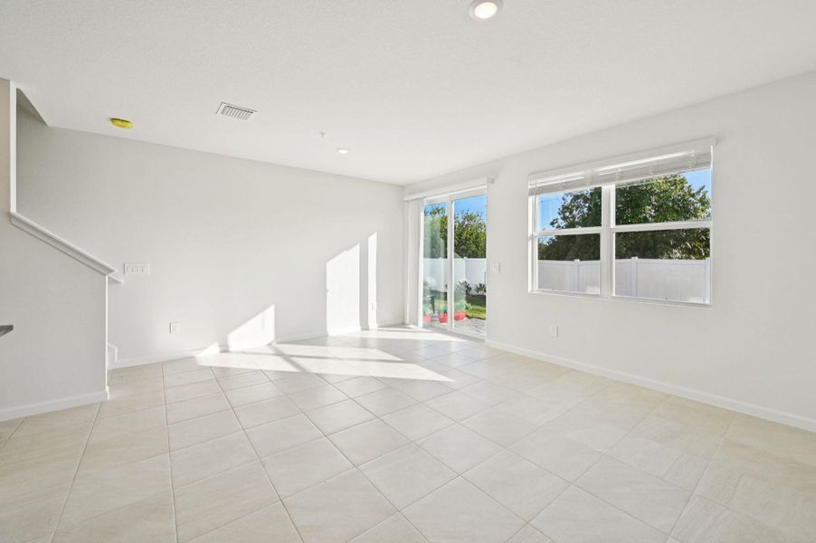 Salisbury Cir Fort Pierce FL 34982 (1)