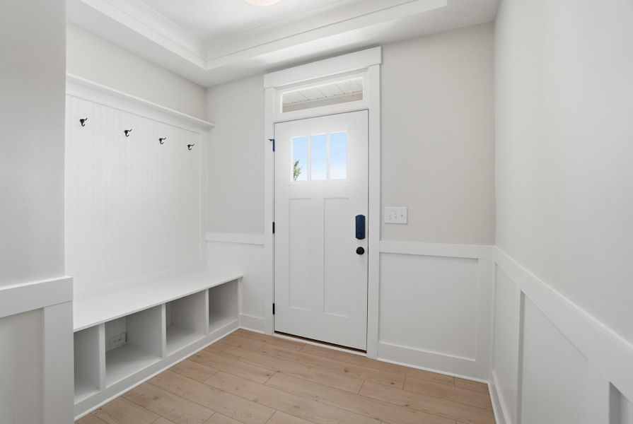 Spacious, unfurnished interior of a new home in Blythe Mill Townhomes, Waxhaw (Image 14).