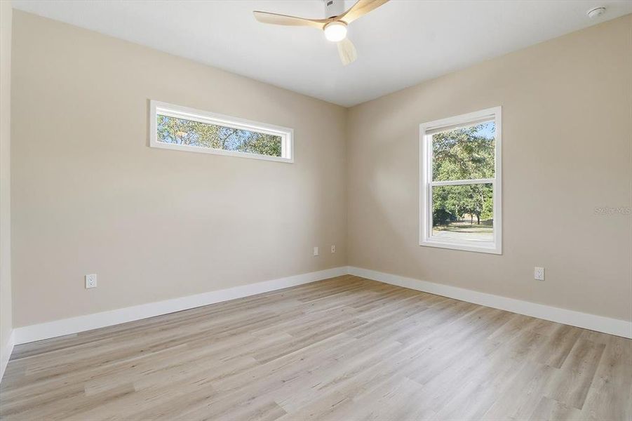 Spacious, unfurnished interior of a new home in , Lecanto (Image 24).