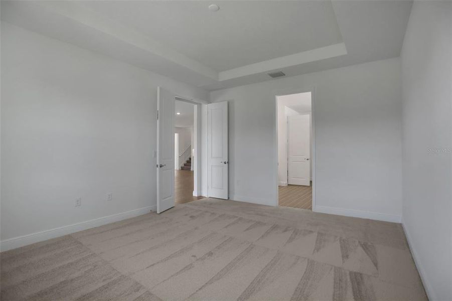 Spacious, unfurnished interior of a new home in Seaire, Parrish (Image 27).
