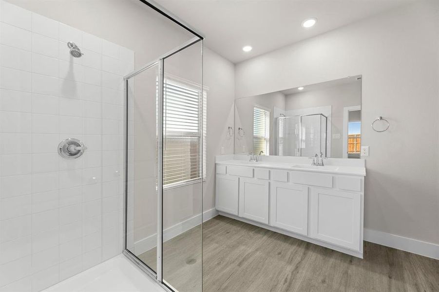 Furnished interior view inside a new home in Las Lomas, Forney (Image 13).