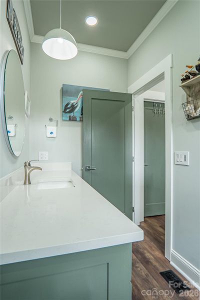 Furnished interior view inside a new home in , Ellenboro (Image 34).