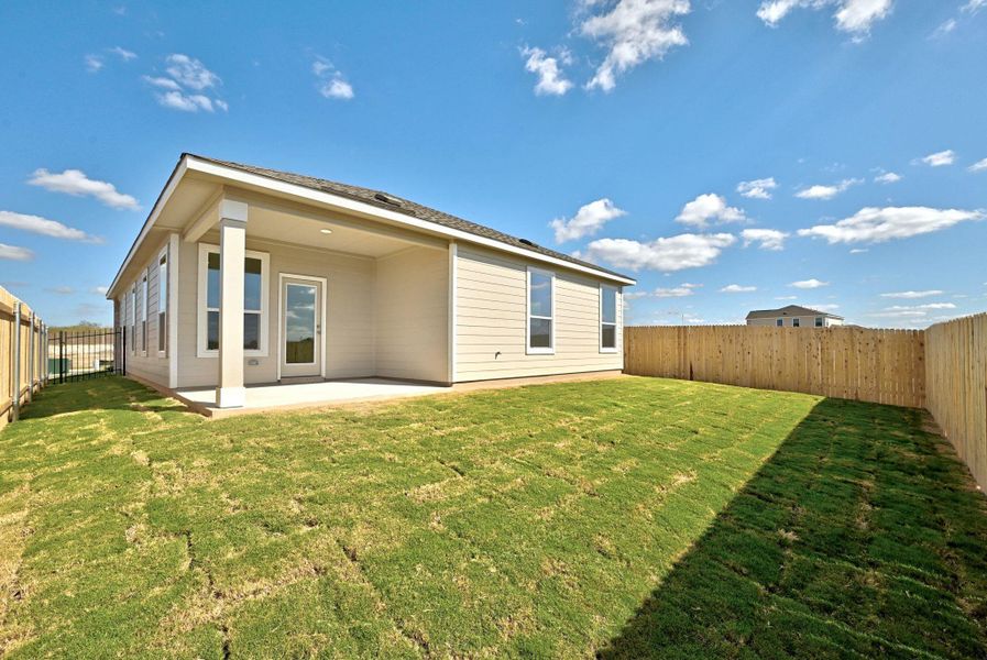 Exterior details and patio area of a home in Stoney Chase, Del Valle (Image 4). Exterior details and patio area of a home in Stoney Chase, Del Valle (Image 4).