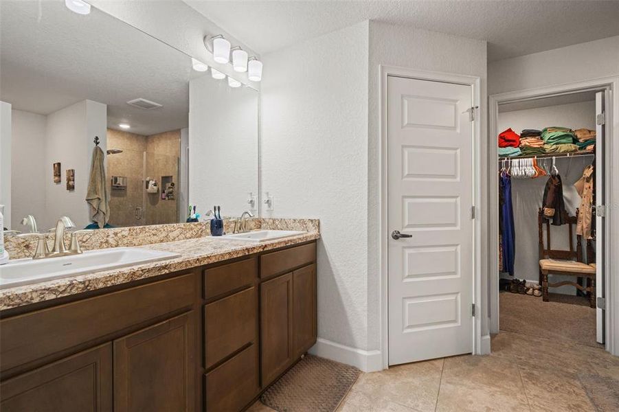 Furnished interior view inside a new home in Royal Highlands, Brooksville (Image 13).