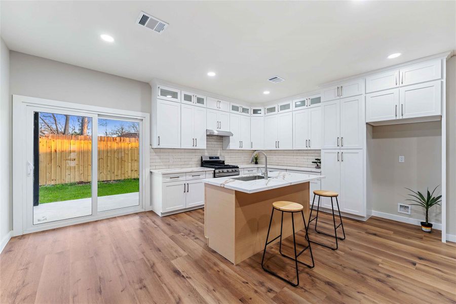 Furnished interior view inside a new home in , Pasadena (Image 6).