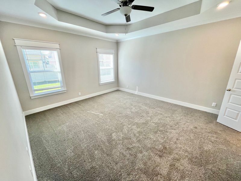 Spacious, unfurnished interior of a new home in Brandon Woods, Spring Hill (Image 10).