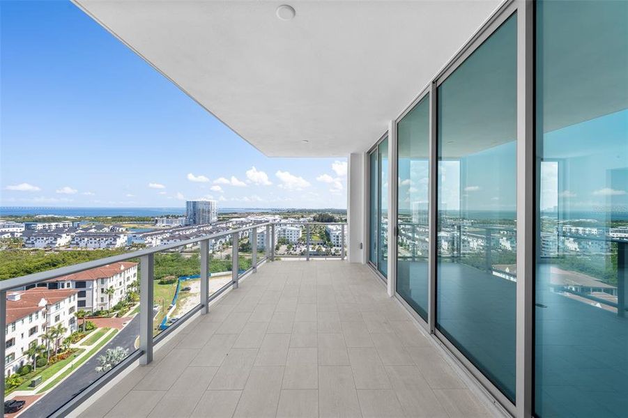 Condo located in Tampa, FL showcasing its design and architecture (Image 36). Condo located in Tampa, FL showcasing its design and architecture (Image 36).