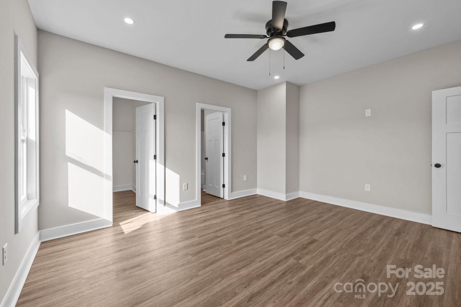 Spacious, unfurnished interior of a new home in , Albemarle (Image 28).
