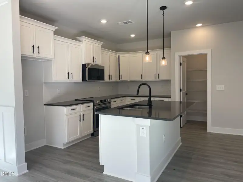 D0971413-D76E-4618-8A2E-2A97EF639056