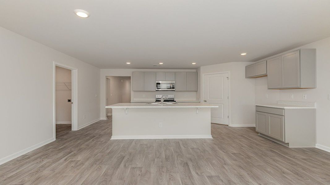 Representative unfurnished interior of a home built from the DOVER-EXPRESS by D.R. Horton in Stanbury Creek, Supply (Image 26).
