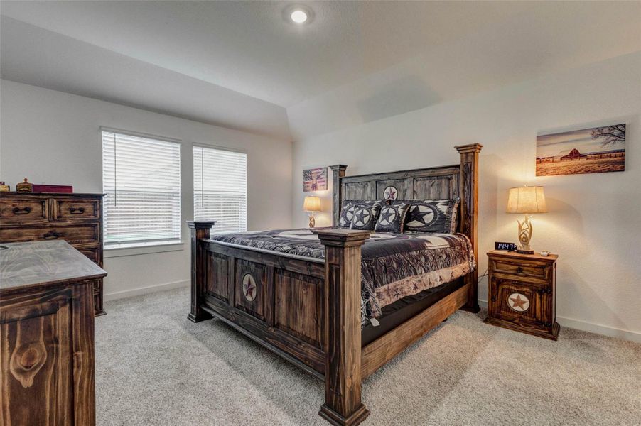 Furnished interior view inside a new home in Canterra Creek 45' and 50' Homesites, Iowa Colony (Image 7).