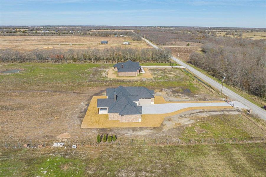 Drone / aerial view featuring a rural view