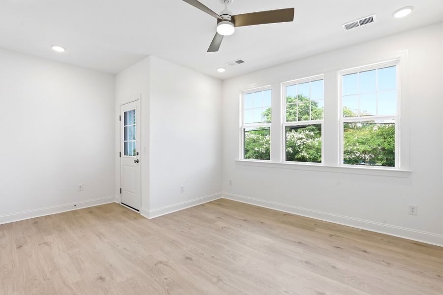 Representative unfurnished interior of a home built from the The Lofton by RobuckHomes in Downtown Wilmington Collective, Wilmington (Image 86).