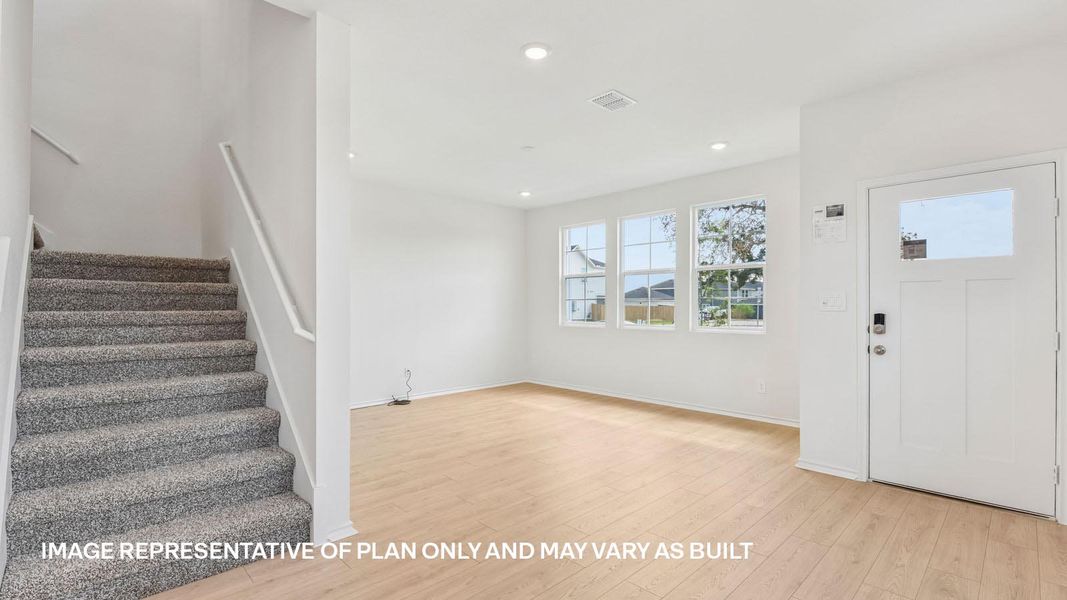 Representative unfurnished interior of a home built from the The Travis by D.R. Horton in Valverde, Bastrop (Image 16).