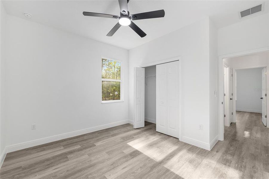 Spacious, unfurnished interior of a new home in , Dunnellon (Image 43).