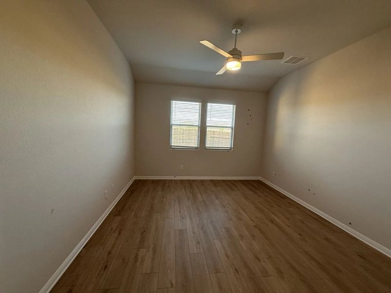 Spacious, unfurnished interior of a new home in The Cottages at La Cima, San Marcos (Image 16).