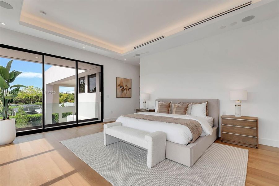 Furnished interior view inside a new home in , Pinecrest (Image 15).