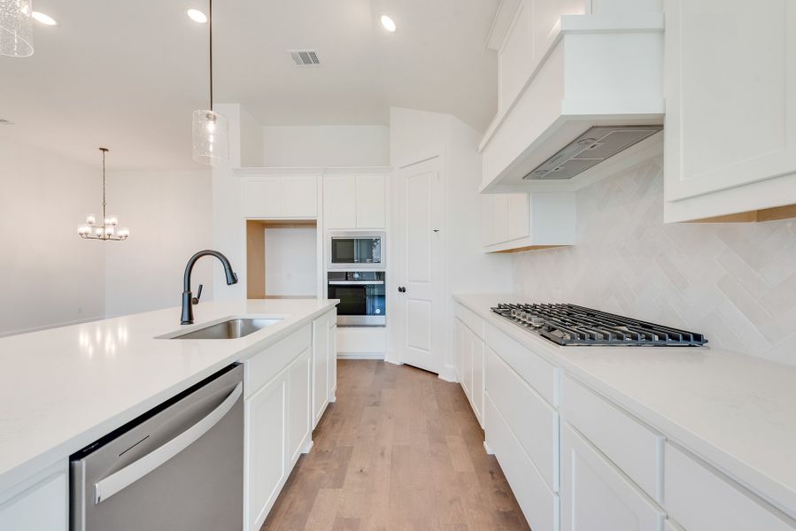 Furnished interior view inside a new home in Tavolo Park, Fort Worth (Image 7).