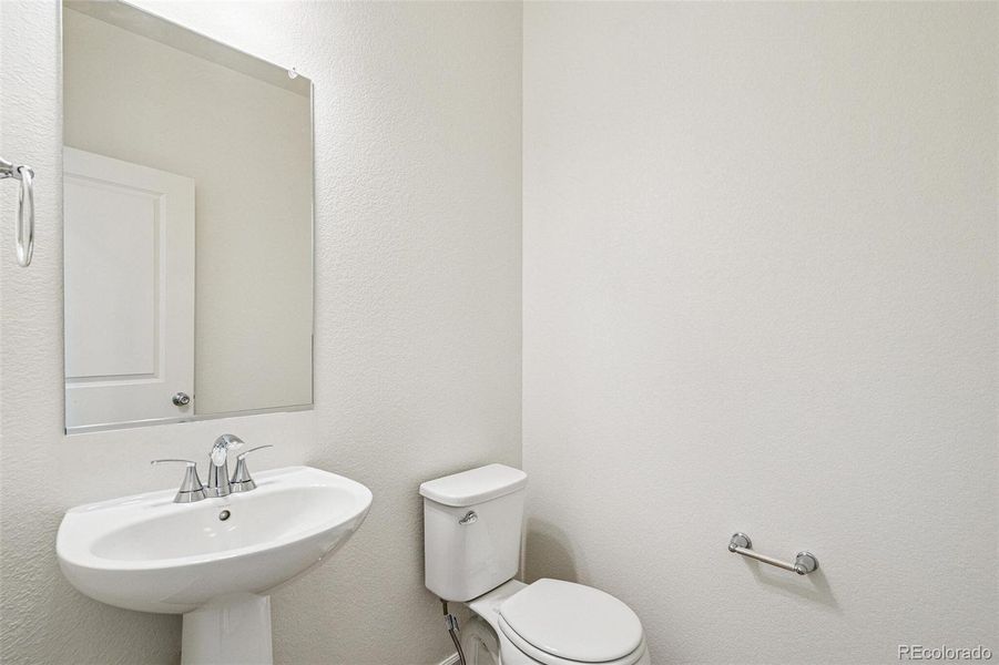 Image 2 of a home in Turnberry Villas.