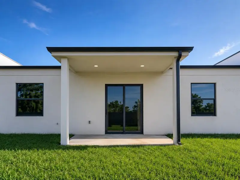 Exterior details and patio area of a home in , Cape Coral (Image 3). Exterior details and patio area of a home in , Cape Coral (Image 3).