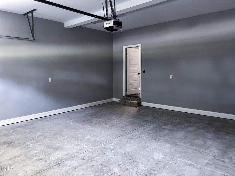 6A2D1160-5A68-40FD-A0C3-794051907FCE