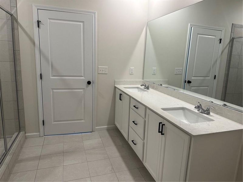 Furnished interior view inside a new home in , Auburn (Image 15).