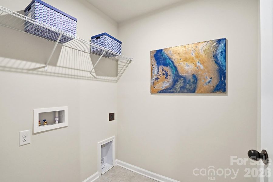 For representation purposes of floorplan only, actual homesite is under construction and design and structural options may vary