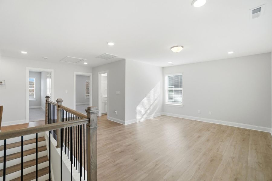 Spacious, unfurnished interior of a new home in Summerlin, Mooresville (Image 35).