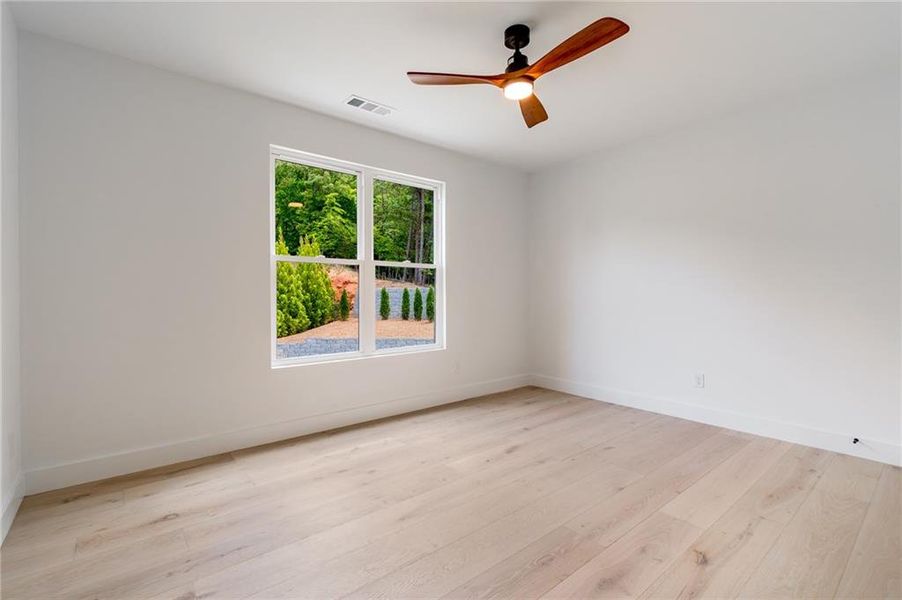 Spacious, unfurnished interior of a new home in , Gainesville (Image 58).