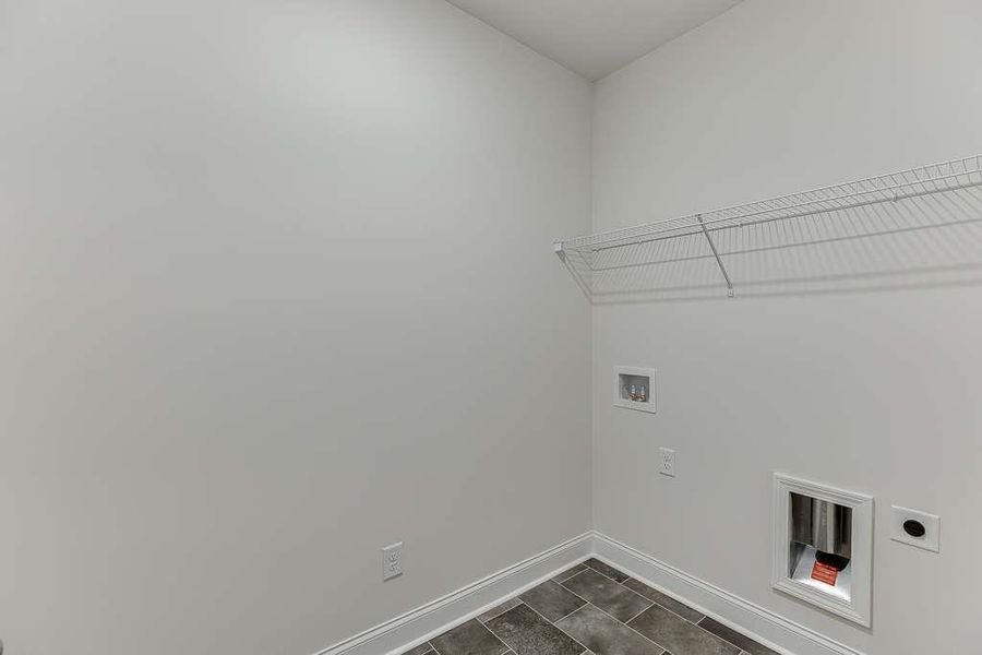 Spacious, unfurnished interior of a new home in , Jefferson (Image 34).