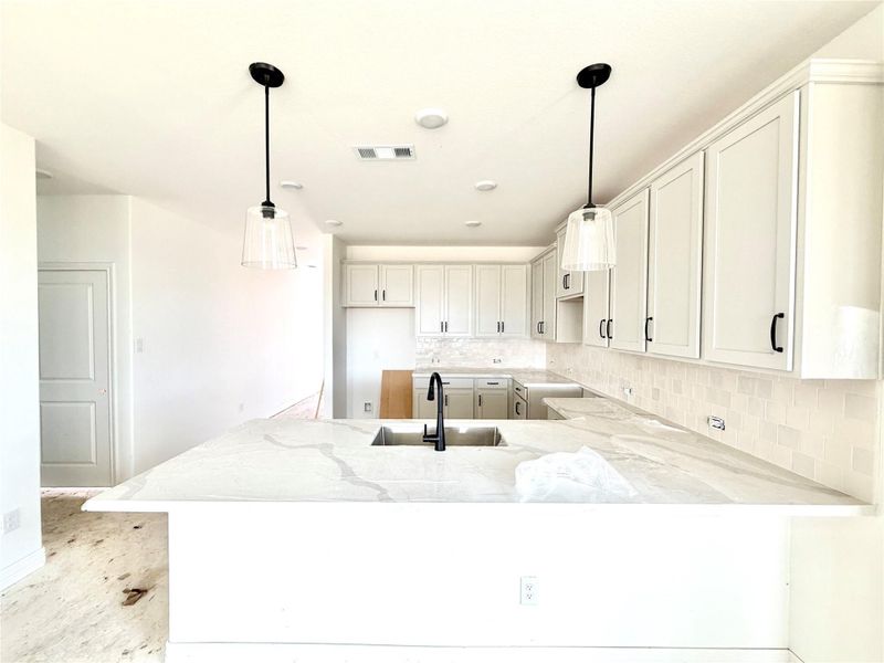 Image 29 of a home in Cedar Pointe.