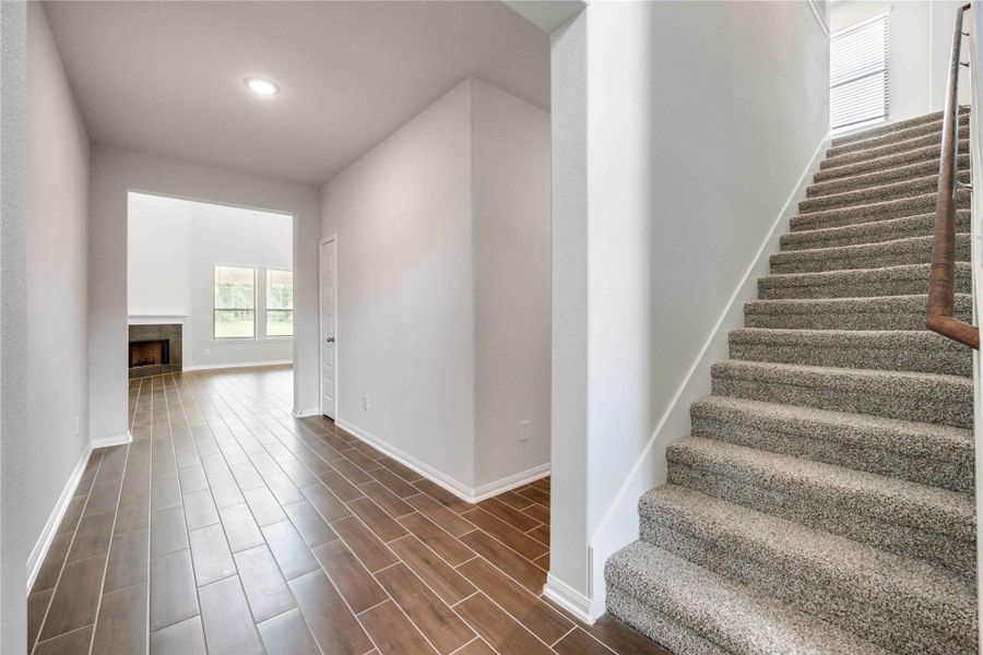 Spacious, unfurnished interior of a new home in Barton Place, Cleveland (Image 18).