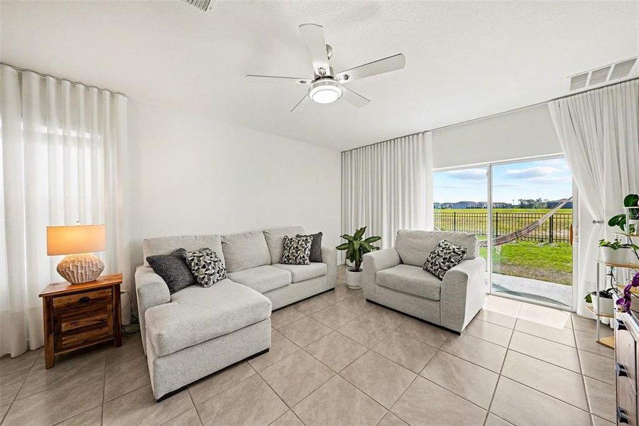 Furnished interior view inside a new home in , Wesley Chapel (Image 20).