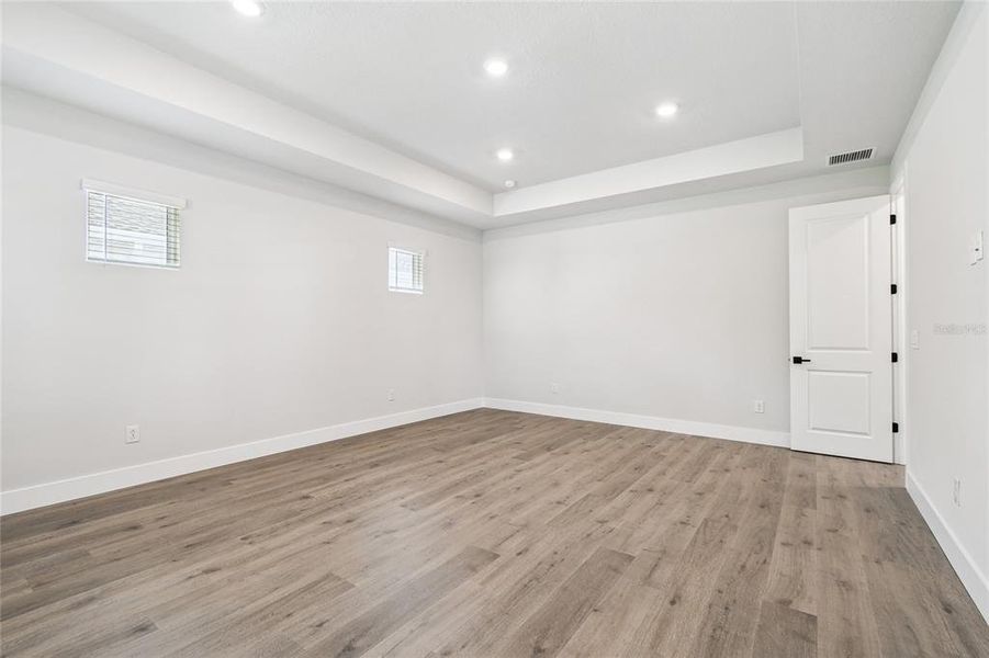 Spacious, unfurnished interior of a new home in South Tampa - Urban Collection, Tampa (Image 43).