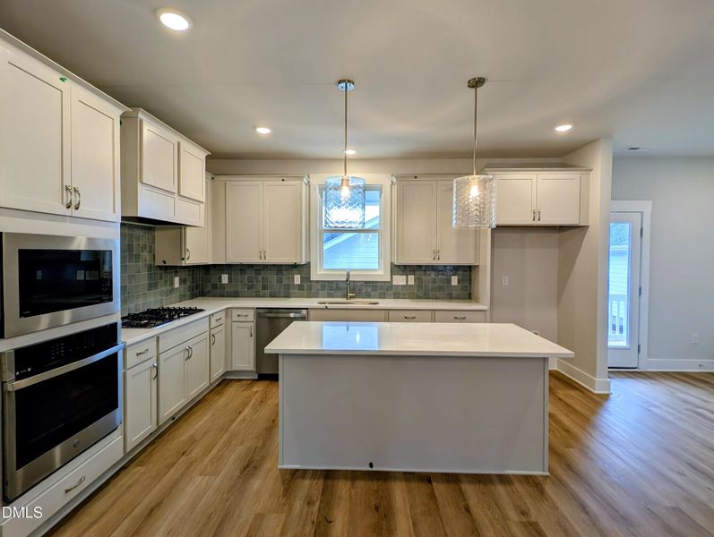 Gourmet Kitchen - Sconset Walk Interior