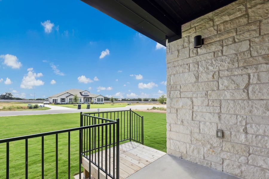 Exterior details and patio area of a home in Leander Estates, Leander (Image 4).