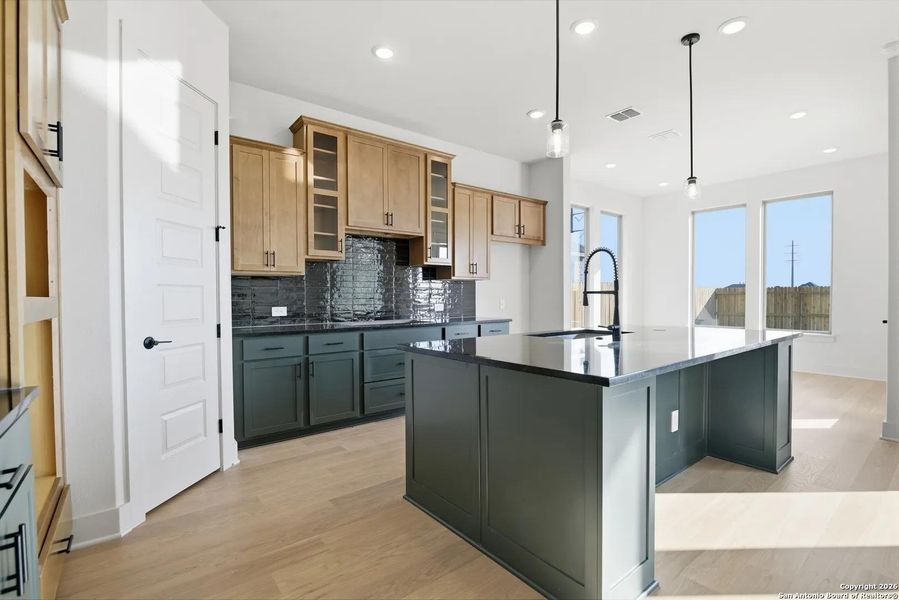 Furnished interior view inside a new home in Haby Hill 60s, San Antonio (Image 16).