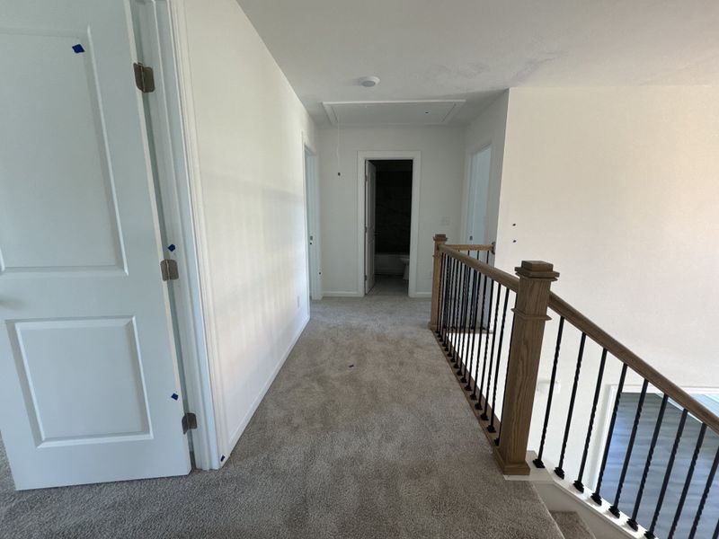 Spacious, unfurnished interior of a new home in Crawford Creek, Grovetown (Image 24).