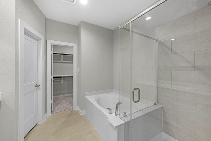 Furnished interior view inside a new home in Grand Oaks Village, Houston (Image 12). Furnished interior view inside a new home in Grand Oaks Village, Houston (Image 12).