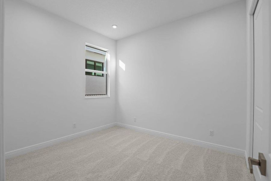 Additional Bedroom Additional Bedroom