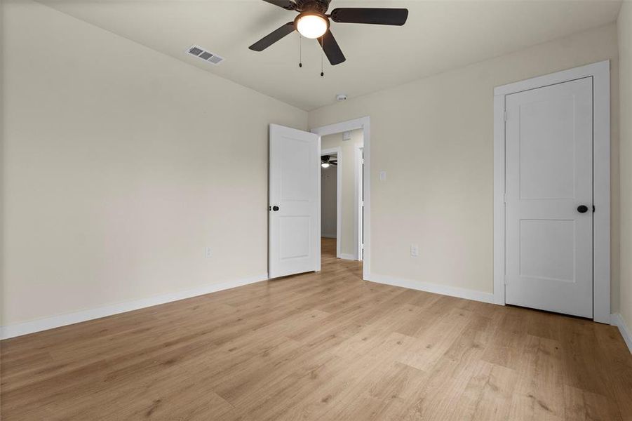 Spacious, unfurnished interior of a new home in , Azle (Image 26).