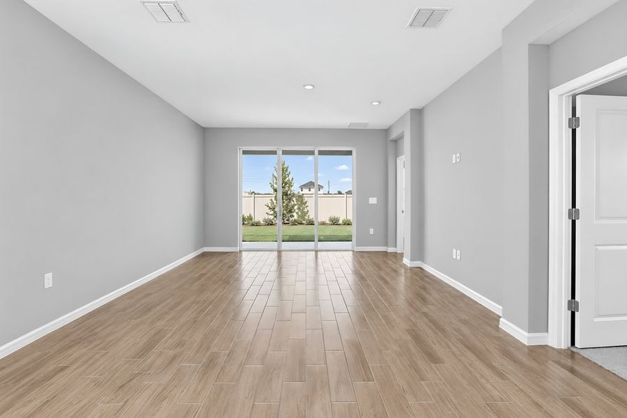 Spacious, unfurnished interior of a new home in Lochside, Mount Dora (Image 22).