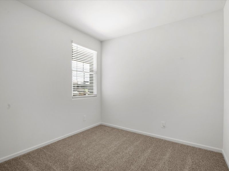 Spacious, unfurnished interior of a new home in Las Patrias at Star Valley Phase III - Signature Series, Tucson (Image 12).