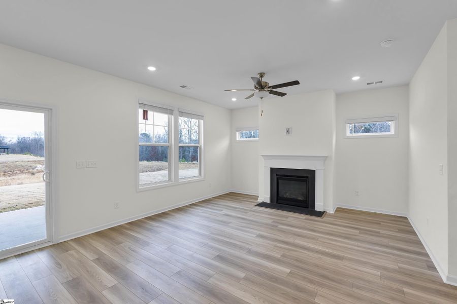 Spacious, unfurnished interior of a new home in Sedona, Greenville (Image 10). Spacious, unfurnished interior of a new home in Sedona, Greenville (Image 10).